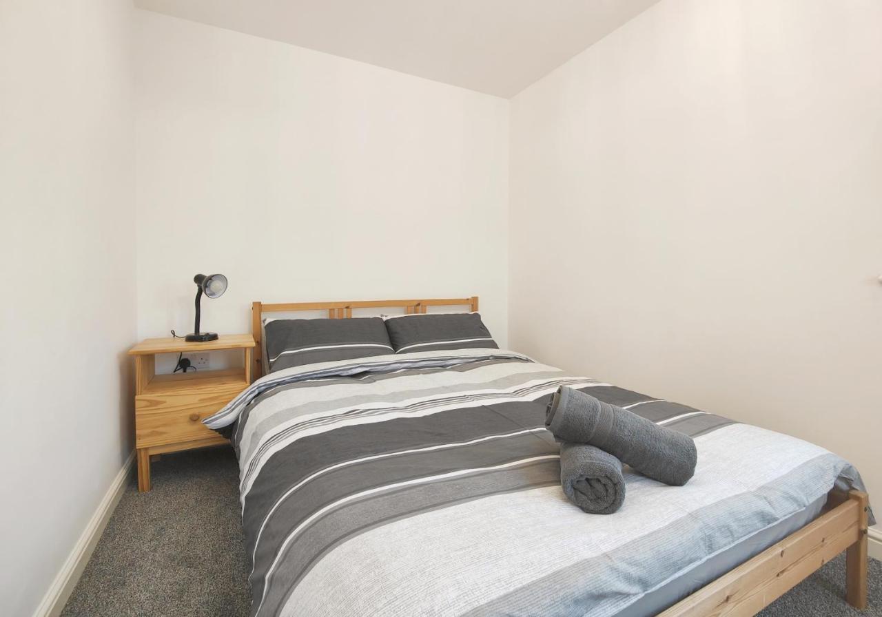 Vila The Metcombe - Bright Townhouse With Free Parking 10 Minutes Walk To Coop Live Manchester Exteriér fotografie