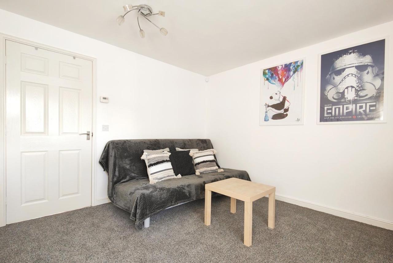 Vila The Metcombe - Bright Townhouse With Free Parking 10 Minutes Walk To Coop Live Manchester Exteriér fotografie